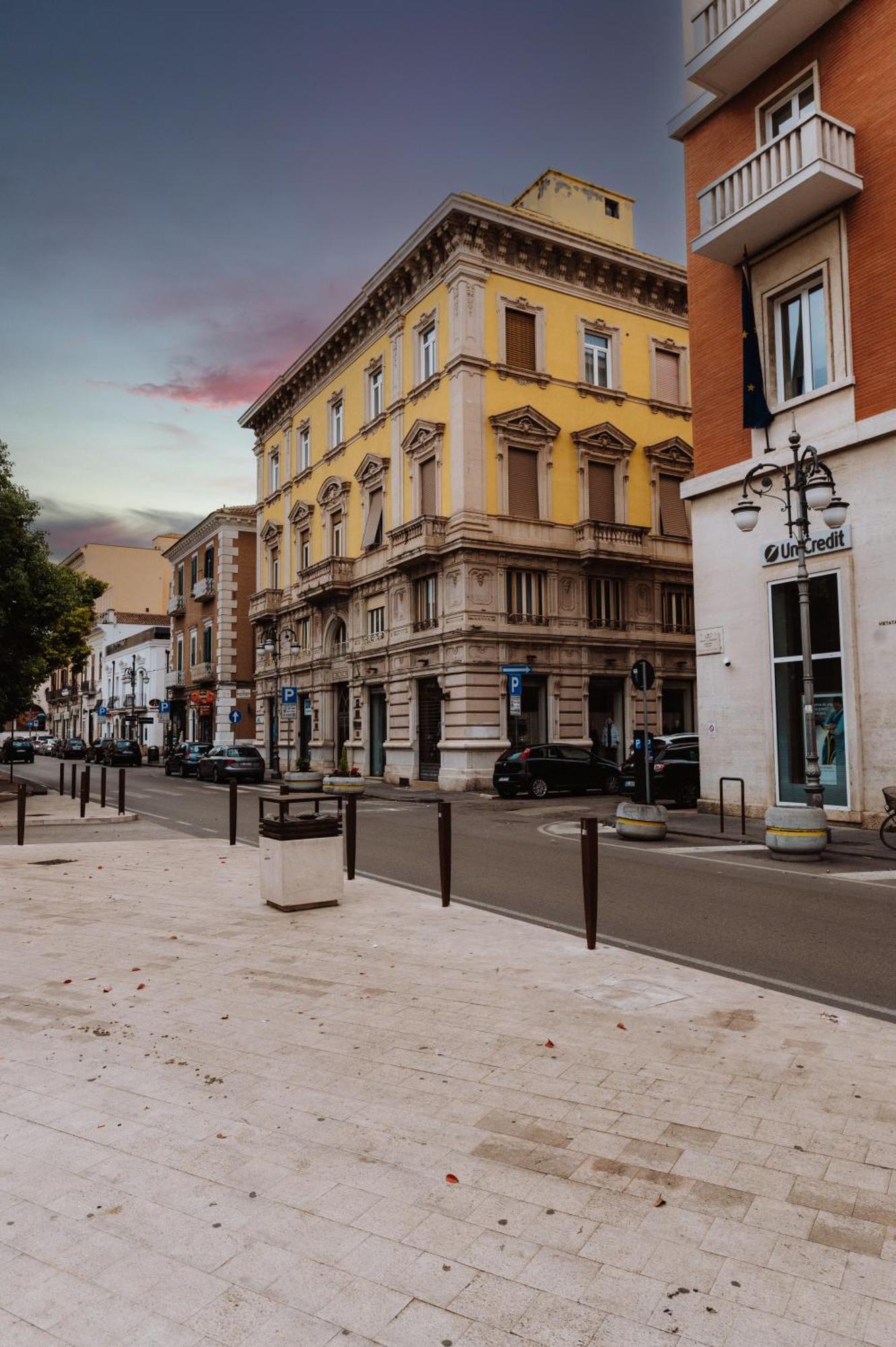 Momento Soggiorno Di Charme Foggia Luaran gambar